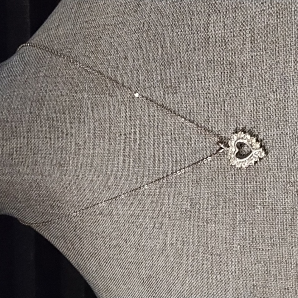 Cute silver tone chain